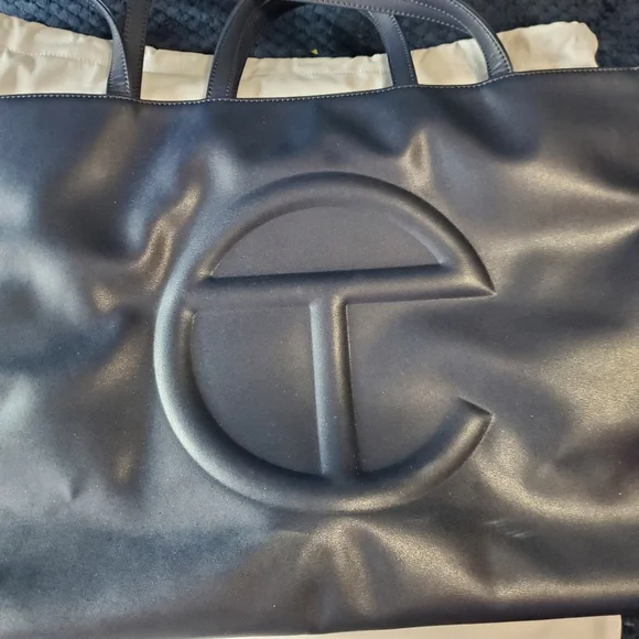 New TELFAR Large Navy shopping bag - Picture 3 of 8